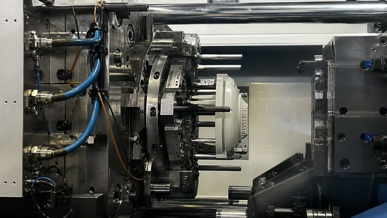 rotary-mold-alignment-detail